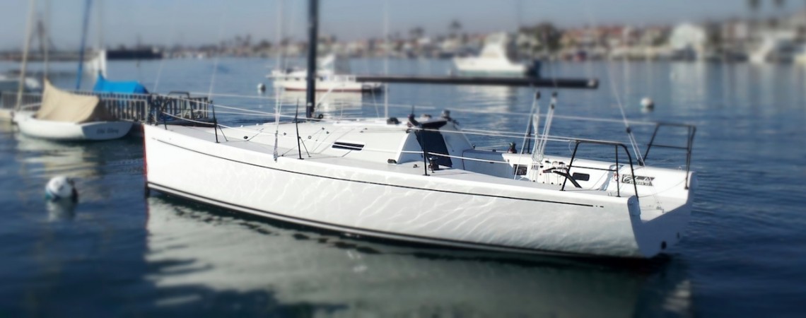 Columbia Carbon 32 Exterior